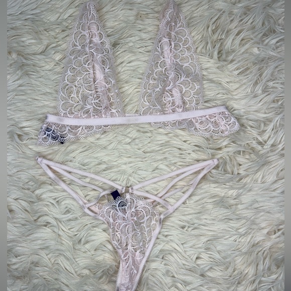 Journelle • ‘Karina’ Bralette+Thong Set • Slipper • M - Picture 4 of 12